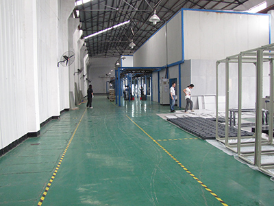 長(zhǎng)?，F(xiàn)代廠房一角