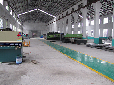 長(zhǎng)?，F(xiàn)代廠房